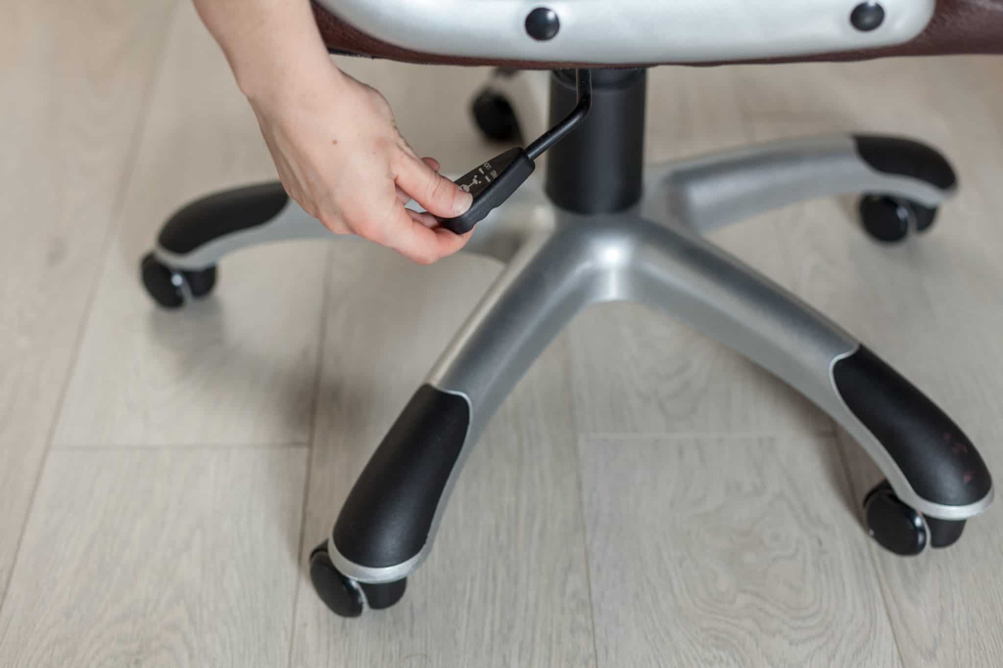 Adjustable desk chair keeps sinking